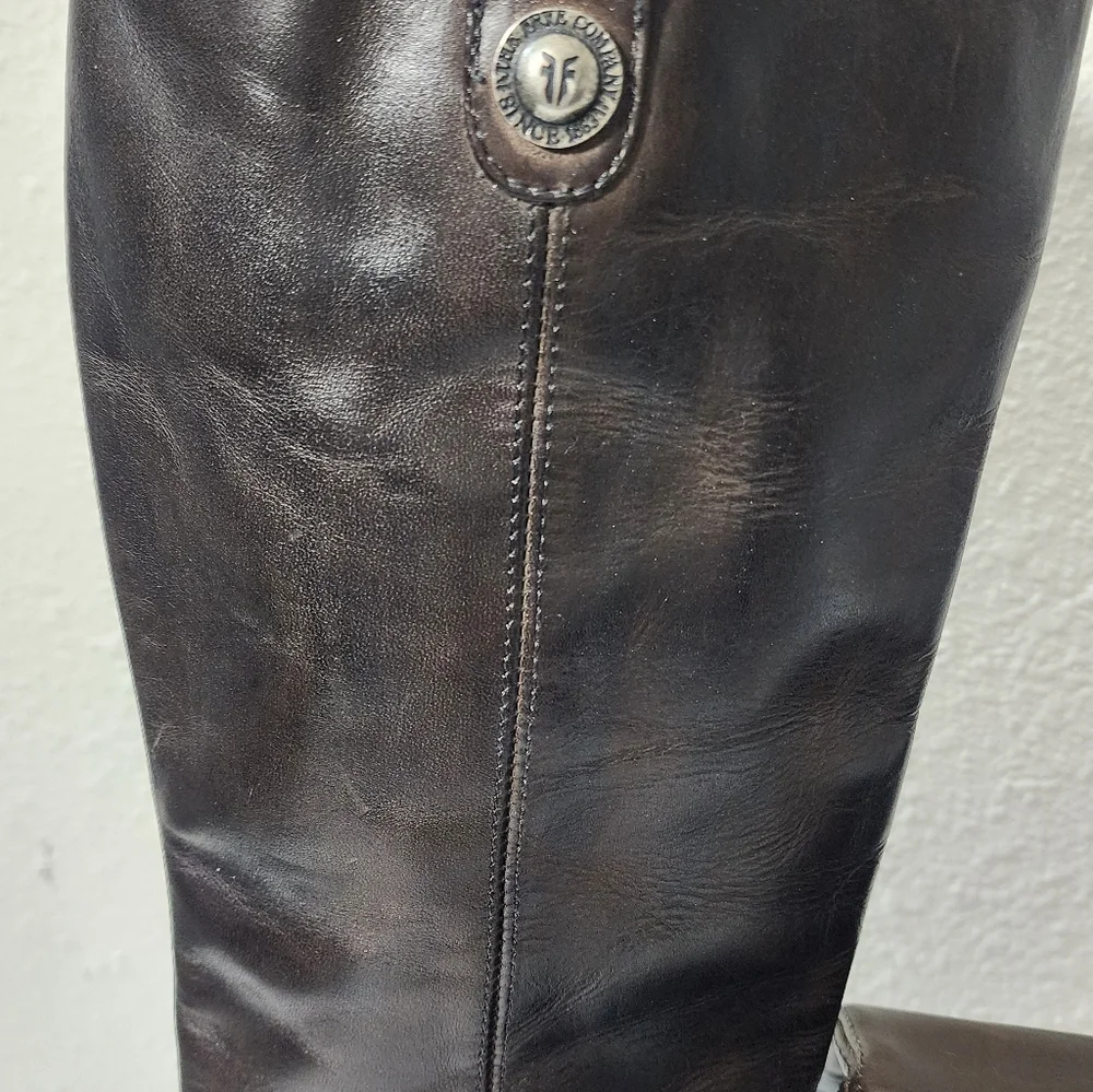 Frye Distressed Leather Tall Riding Boots Size 7 Pull On Made in Mexico New